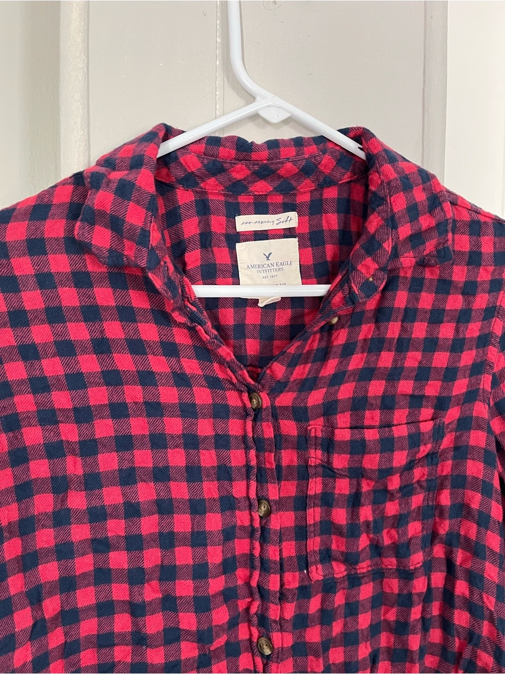 American Eagle Outfitters Women’s 2008 Red and Black Buffalo Plaid Flannel Shirt